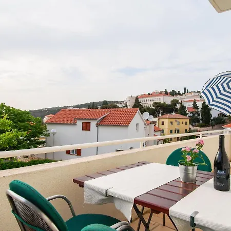 Appartement Dirk Hvar Town