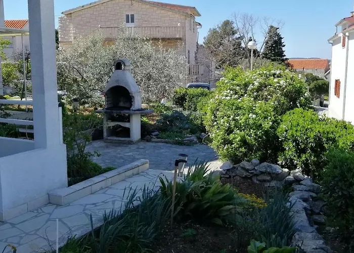 شقة Dirk هفار