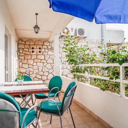 Dirk * Hvar Town