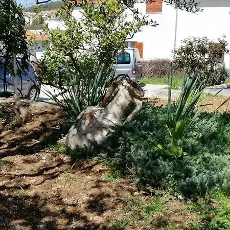 Dirk شقة هفار