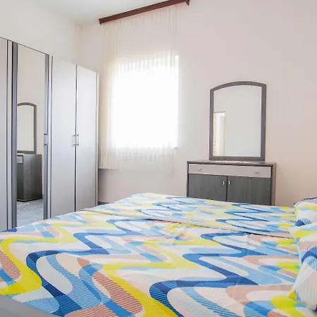 Апартаменти Dirk